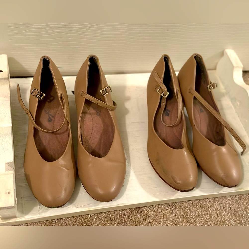Theater Dance Shoes Size 7